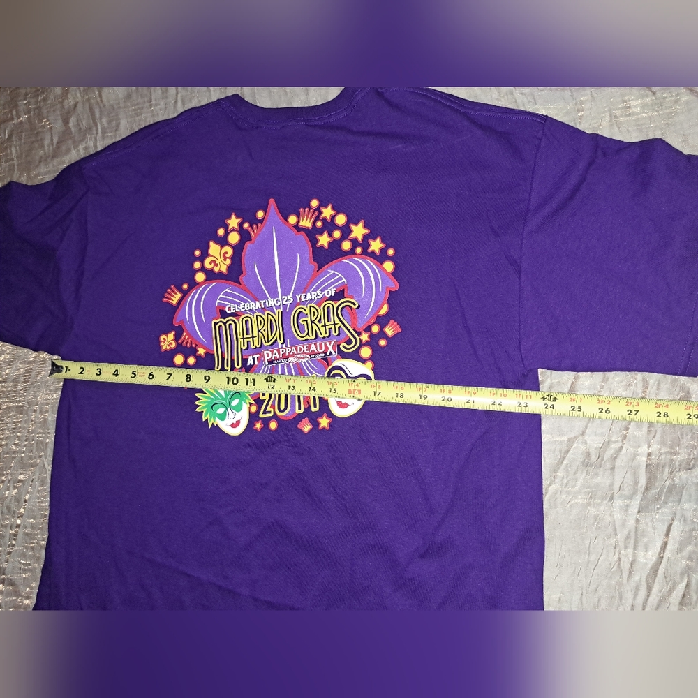 Mardi gras at Pappadeaux 2011 T-shirt - Picture 4 of 4